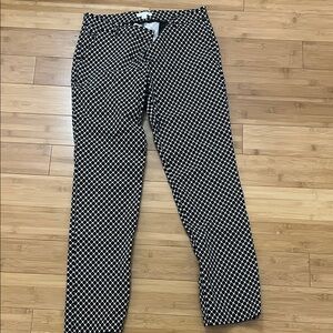 New York & Company Monochrome Hexagon Pants